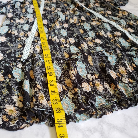 Anthropologie Foxiedox Adora Cold Shoulder Dress Floral Medium NWT - Picture 6 of 9